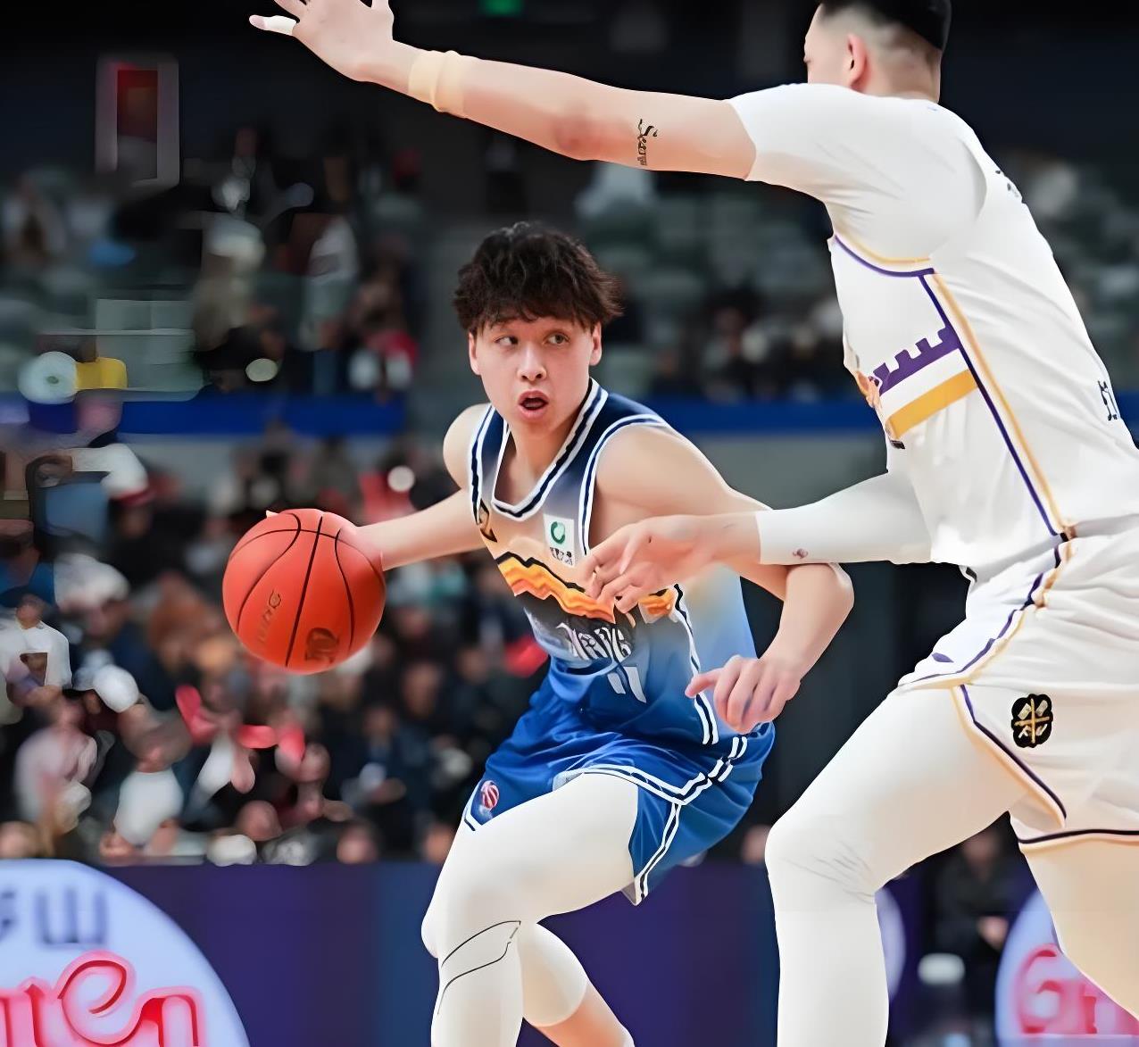 关键时刻体能课后，巴黎圣日耳曼完成体检备战CBA常规赛，目标明确，资深球员宣示担当的简单介绍