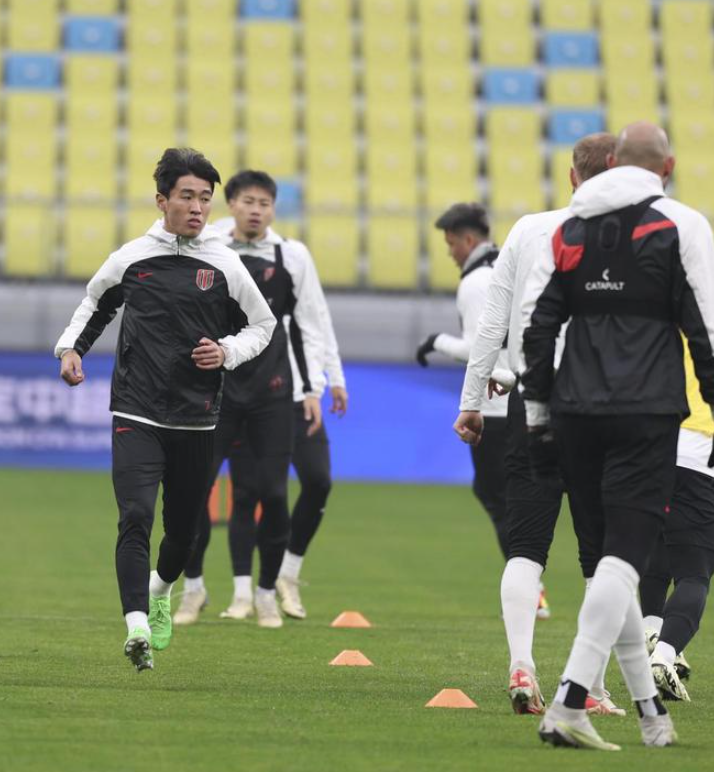 NBA总决赛转会期走向成谜，成都蓉城强势反弹，态度坚定，训练强度明显提升的简单介绍